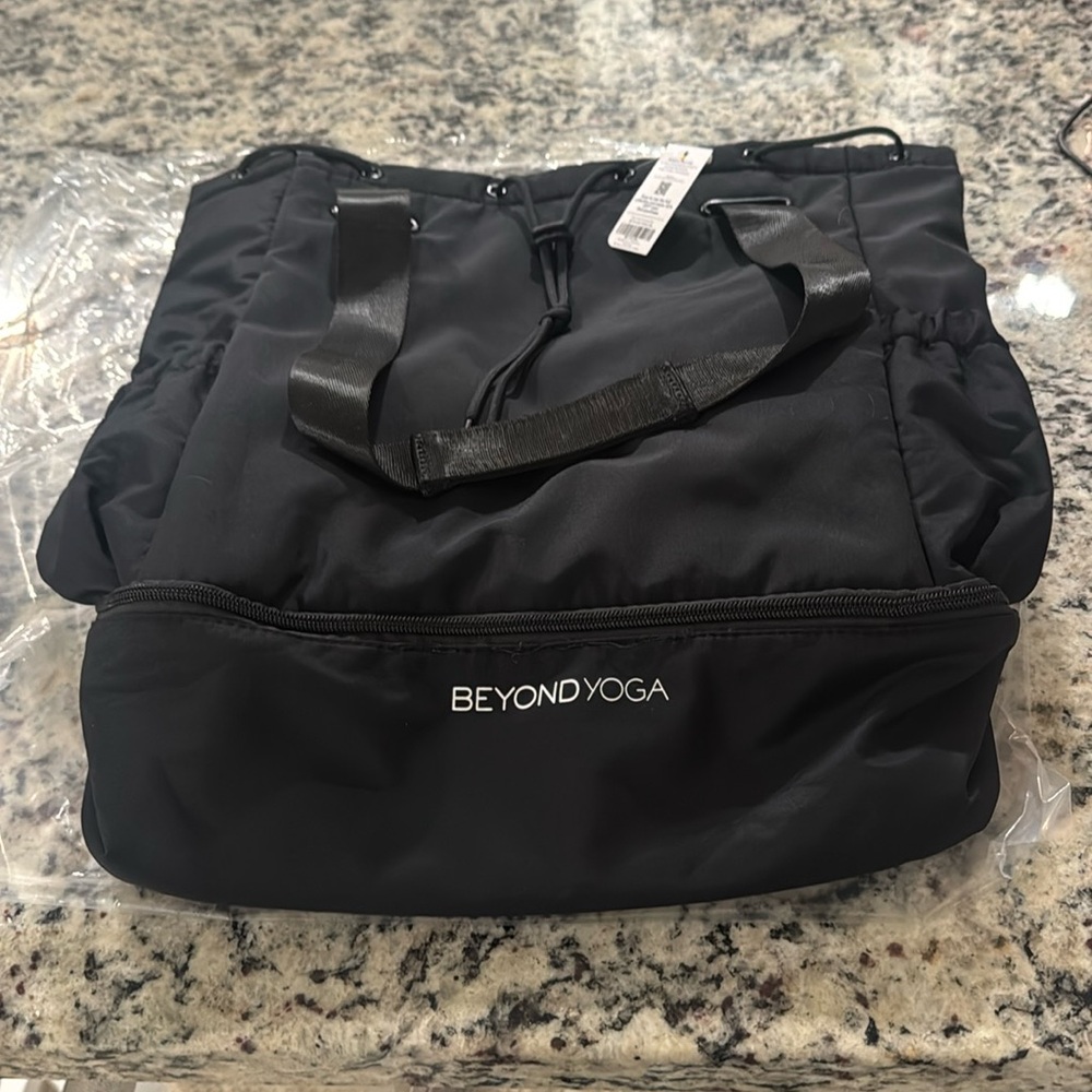 NWT Beyond Yoga Backpack